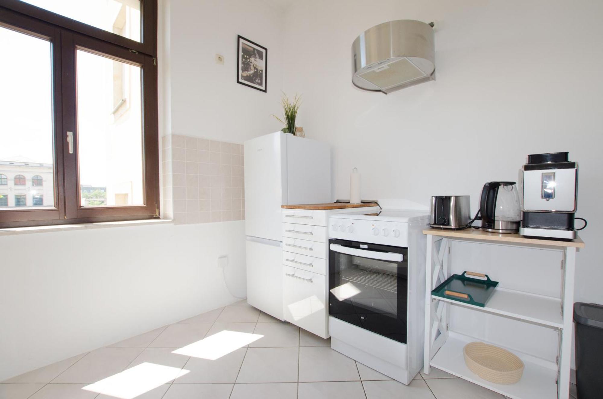 Casarina - Stilvoller Altbau In Zentraler Lage Lägenhet Dresden Exteriör bild