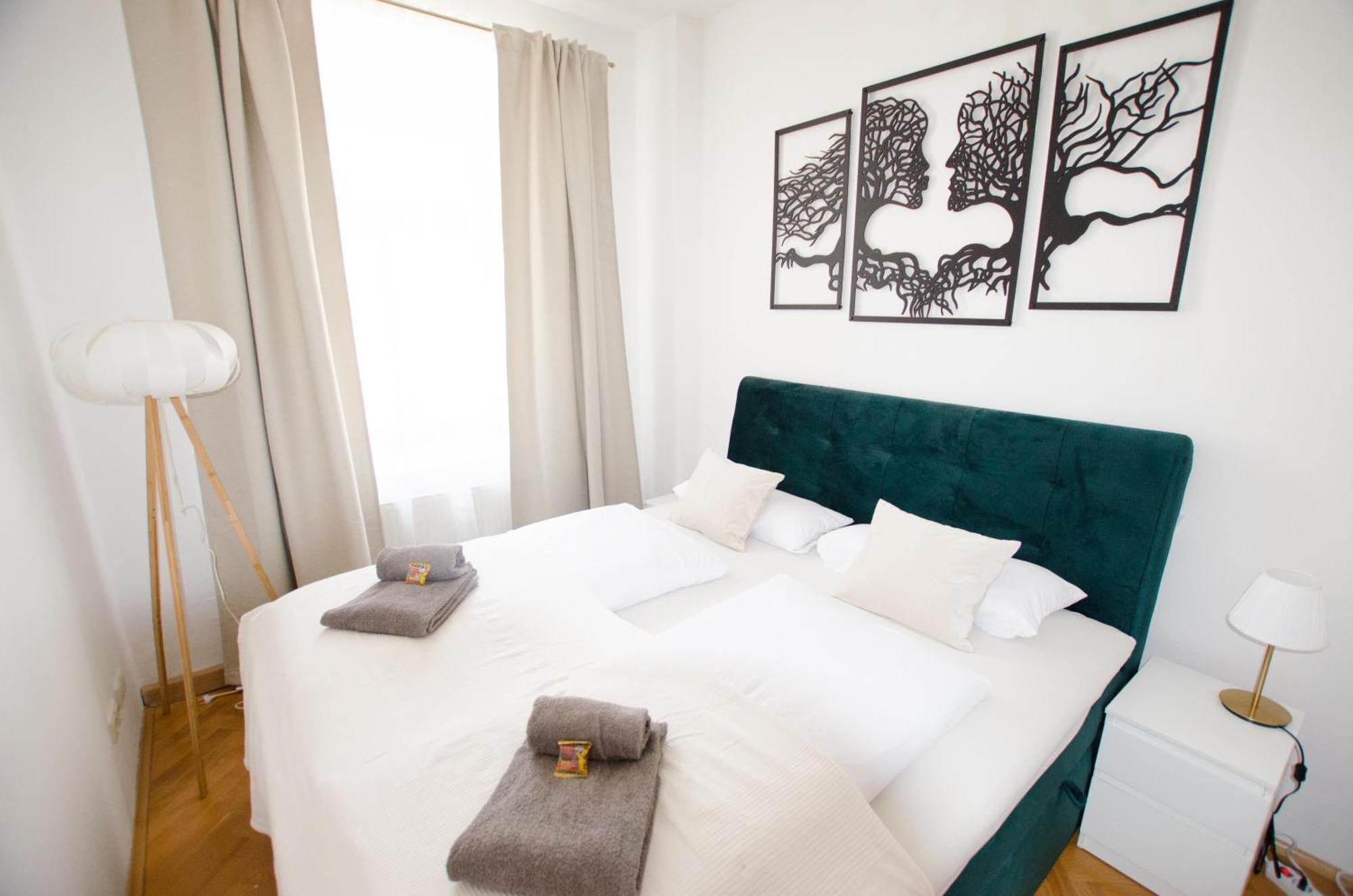Casarina - Stilvoller Altbau In Zentraler Lage Lägenhet Dresden Exteriör bild